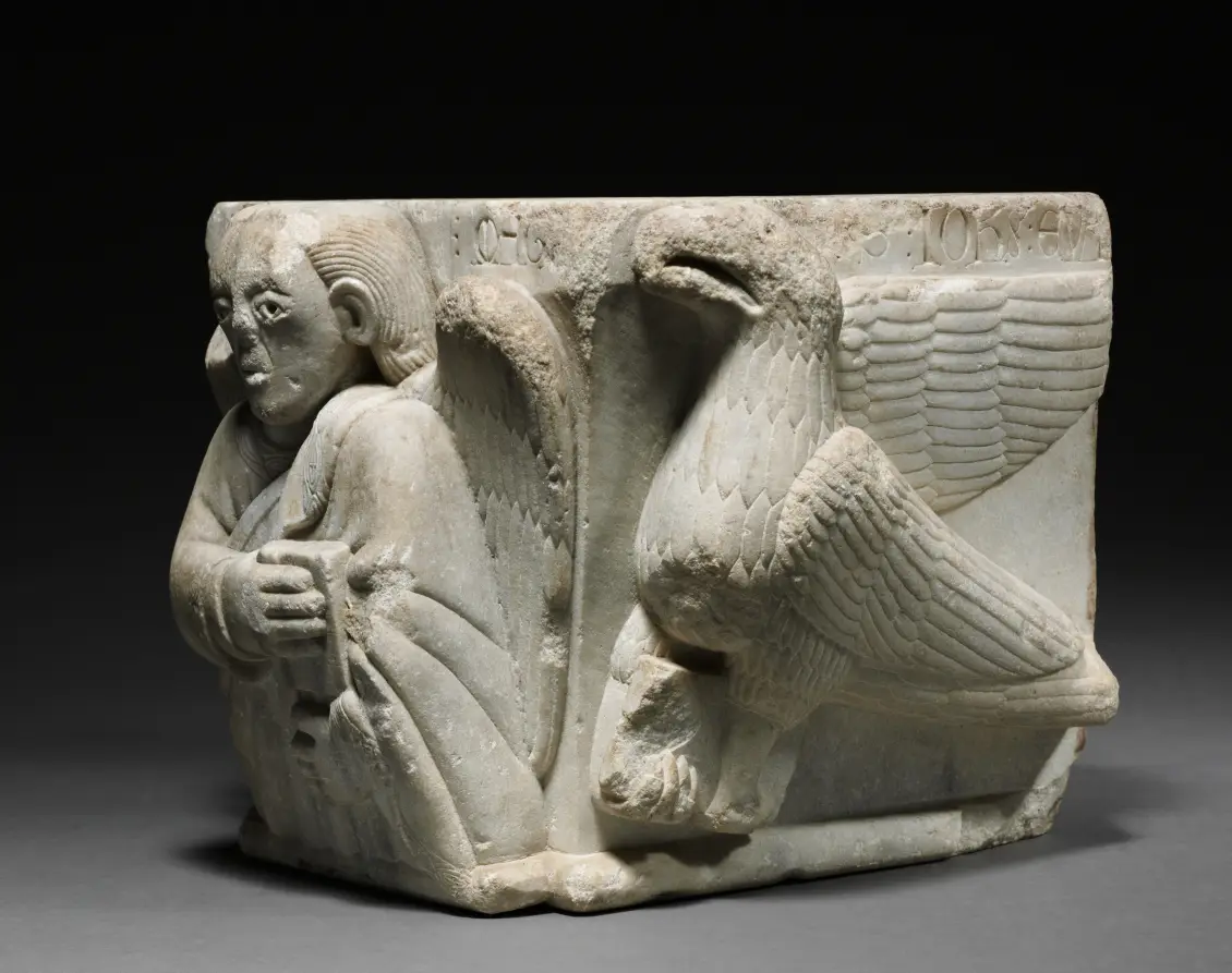 Engaged Capital with Figures of a Man and of an Eagle