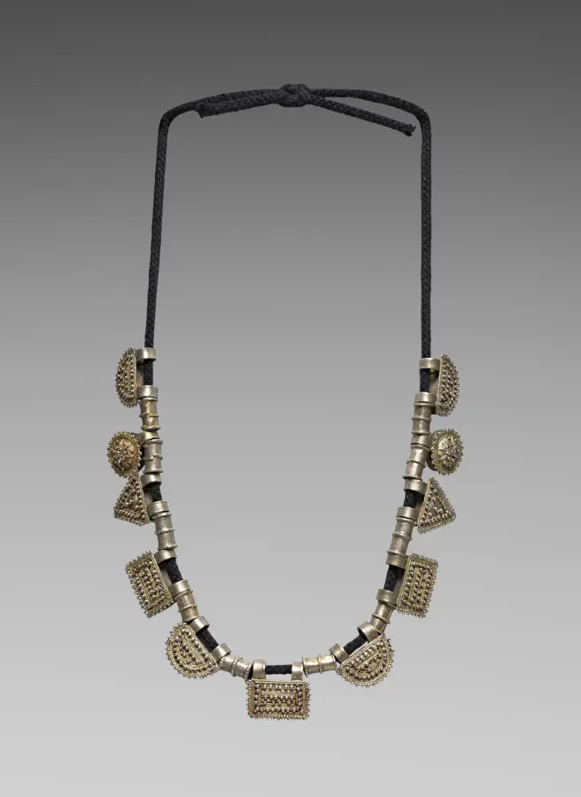 Necklace (ashän ketab) with amulet pendants (tälsäm)