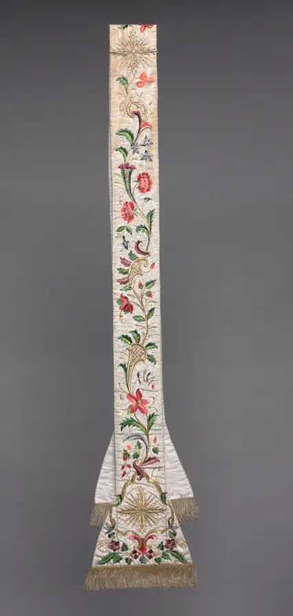 Embroidered Stola